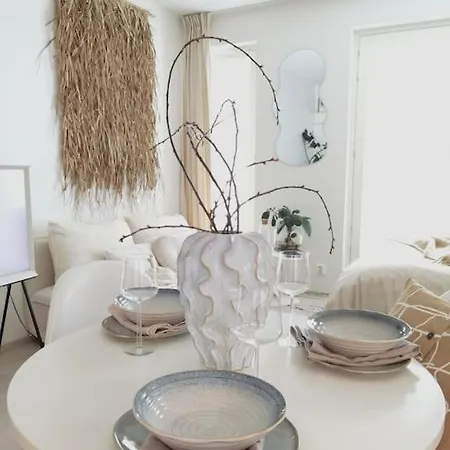 Cityliving Lux - Private, Free Parking Huoneisto Turku