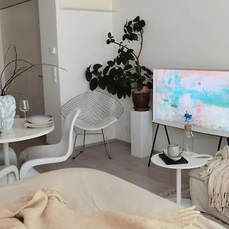 Huoneisto Cityliving Lux - Private, Free Parking