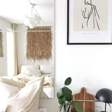 Huoneisto Cityliving Lux - Private, Free Parking *