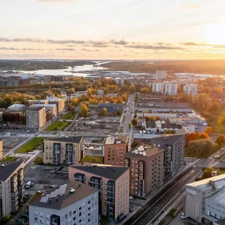 Cityliving Lux - Private, Free Parking Turku